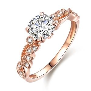 5⭐️ FAV Twisted Rose Gold Solitaire CZ ring